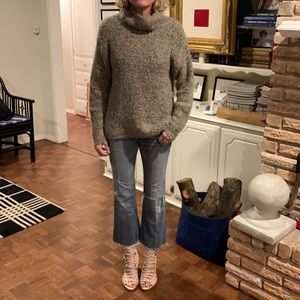 Brochu walker wool sweater excellent condition